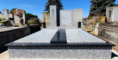 granitsirkodiszkont_-bianco_tarn_osztott_fejkovel.jpg